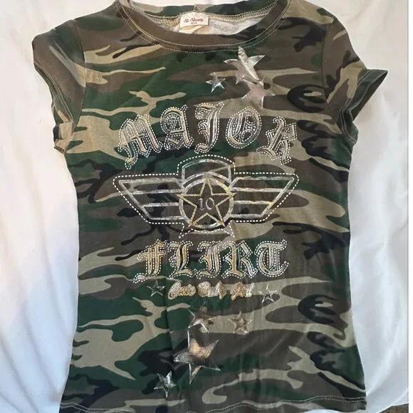 MAJOR FLIRT! Camo t-shirt, bedazzled, with cap sleeves, size S - Picture 1 of 3